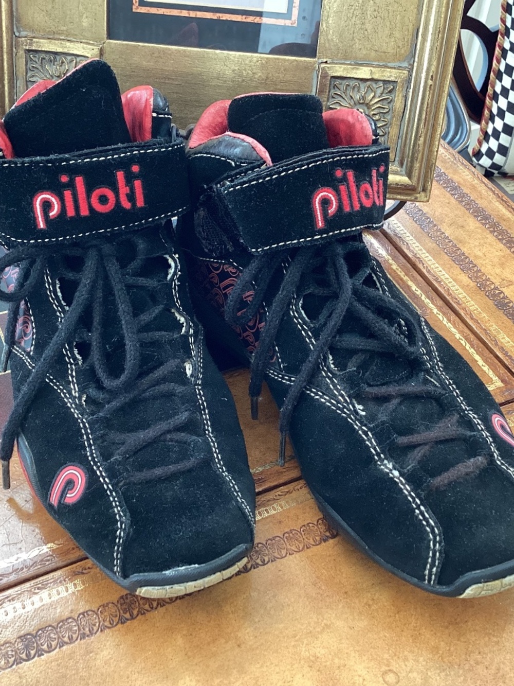 PILOTI MEN’S HIGH-TOP LEATHER RACING SHOES - BLACK SUEDE - SIZE 9.5US